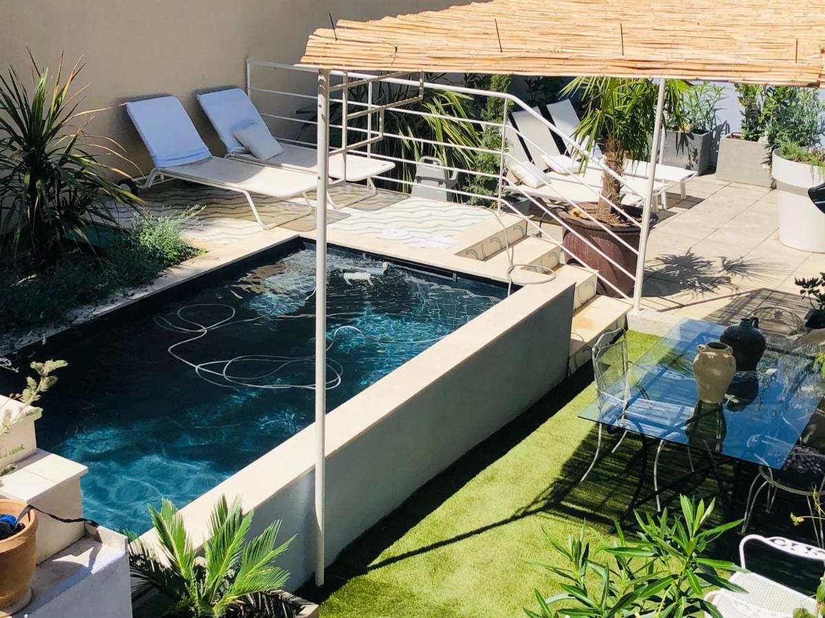 Une Maison Bleue Villa Piolenc Esterno foto